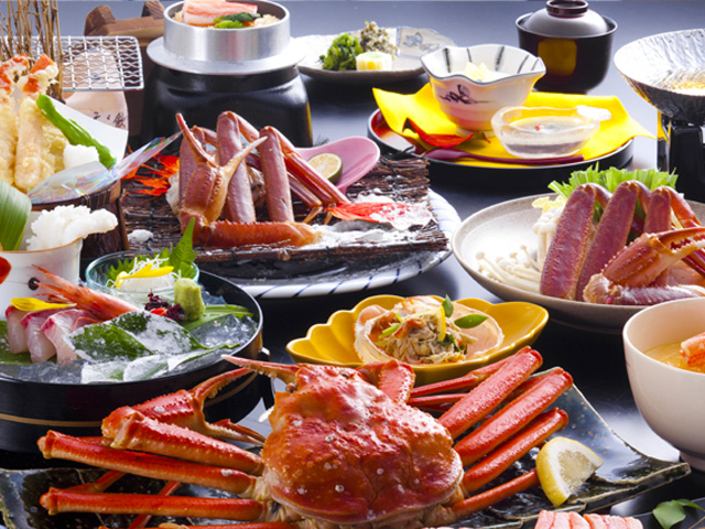 8種の味わい蟹フルコース】厳選本ずわい蟹1人2杯相当!極める冬の幸せ★炭火焼き蟹、蟹すき鍋、蟹釜飯も